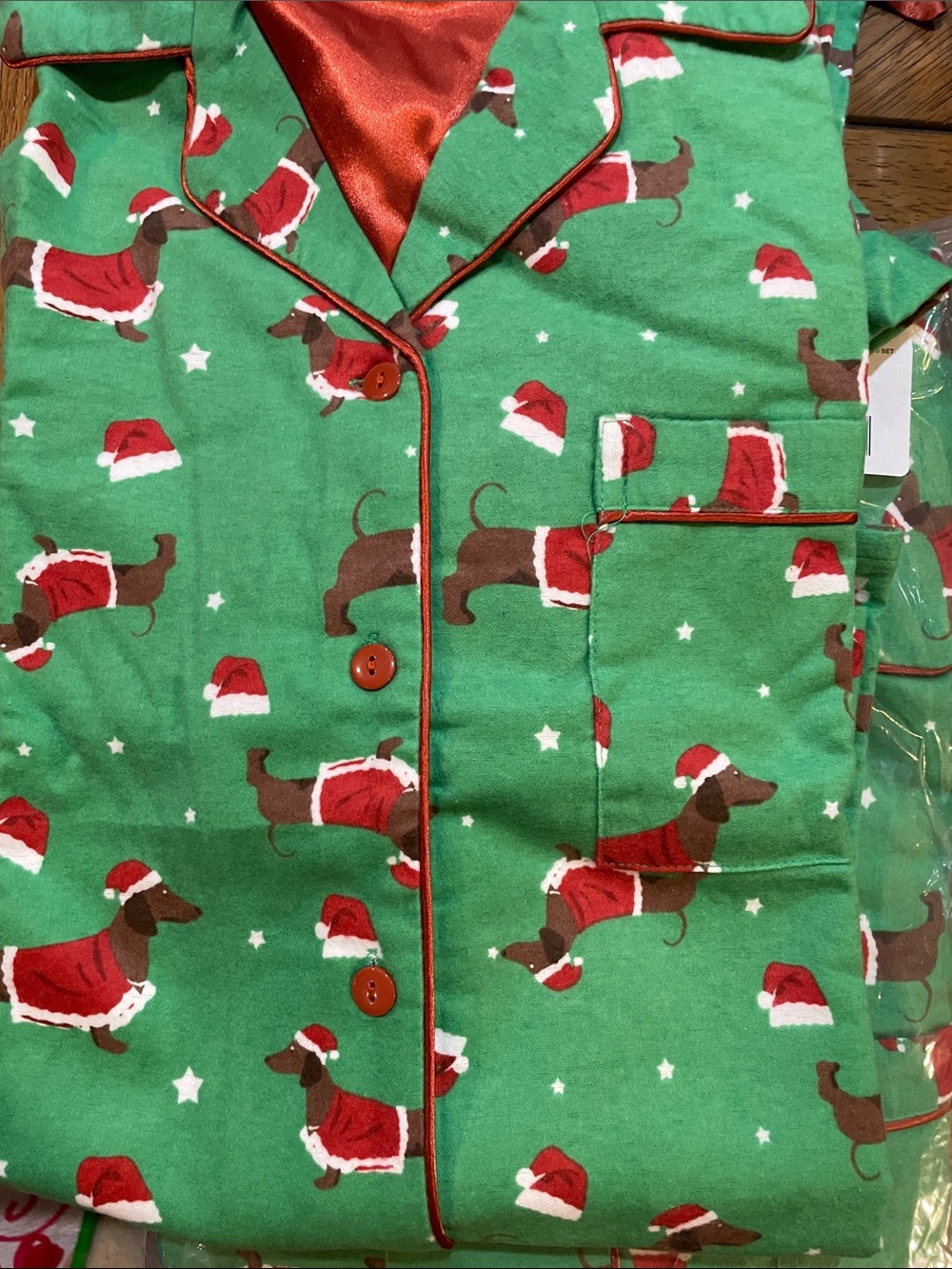 Adorable cotton 2 piece flannel dachshund themed dachshund pajama top & pant set - Picture 3 of 5